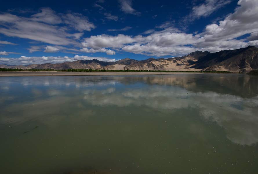 Brahmaputra a její okolí stojí za návštěvu